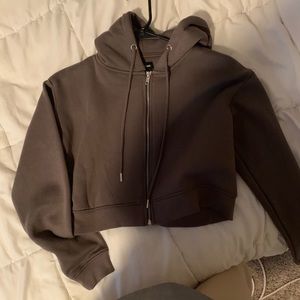 Cropped sweatshirt